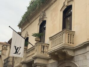 Louis Vuitton a Taormina: Un’Esperienza di Lusso tra Moda e Design